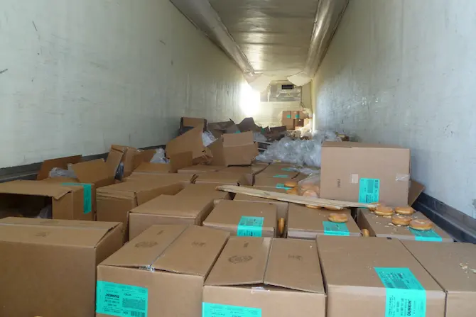 Cargo Claim Scene